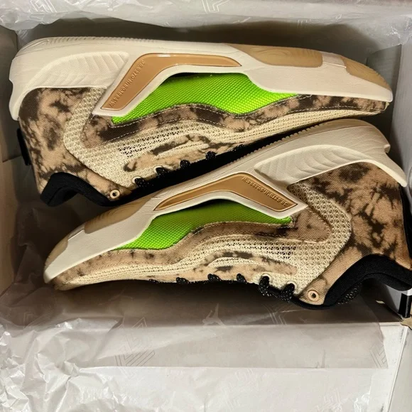 Jayson Tatum 1 “tunnel walker” - Picture 2 of 6